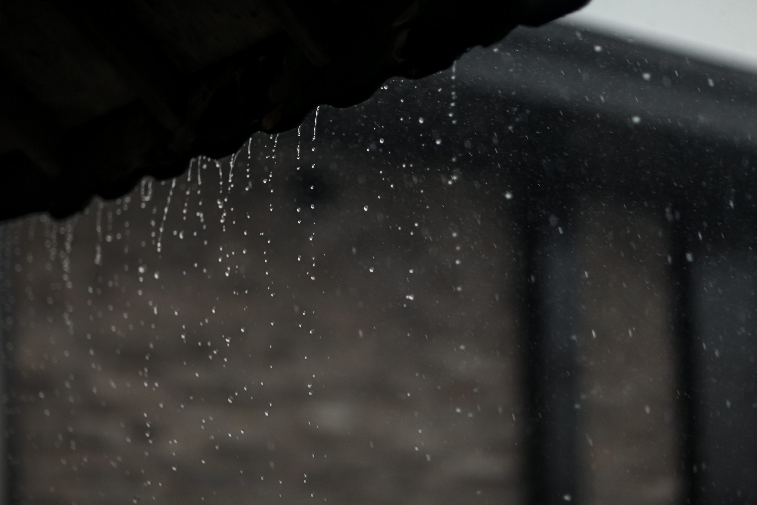 6 Tips For Emergency Roof Repairs After A Storm